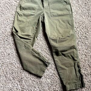 Chicos Slim crop olive denim crops size 6